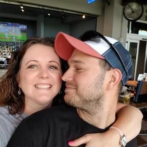 Meet your Posher, Leigh